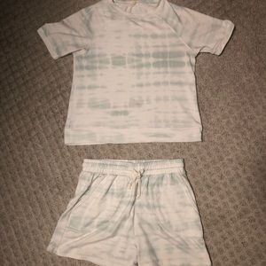 Sleepwear set. Both size medium